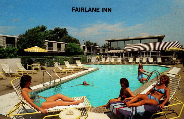 Fairlane Inn - Old Post Card (newer photo)